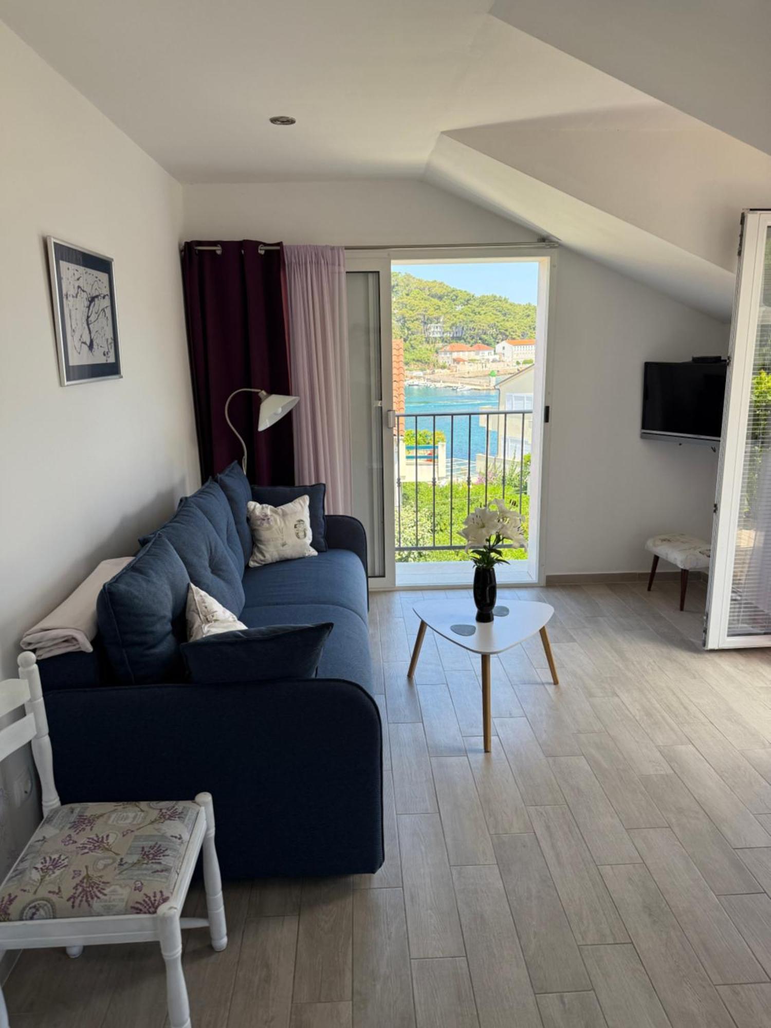 Apartmani Stambuk Jelsa  Zewnętrze zdjęcie